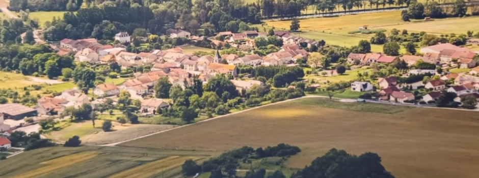 Vue aérienne Viéville.png